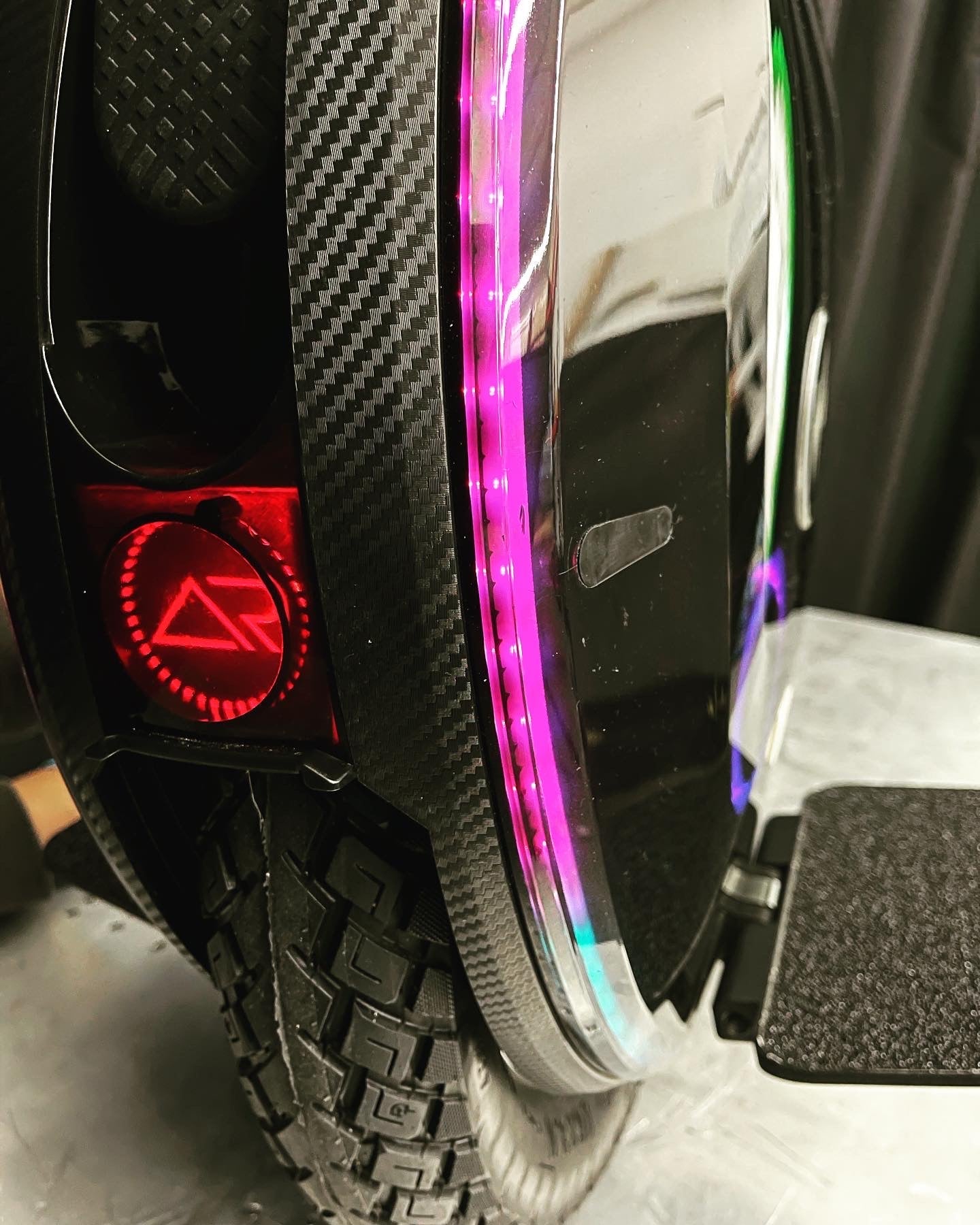 Begode Nikola AR+ 2700wh Electric Unicycle
