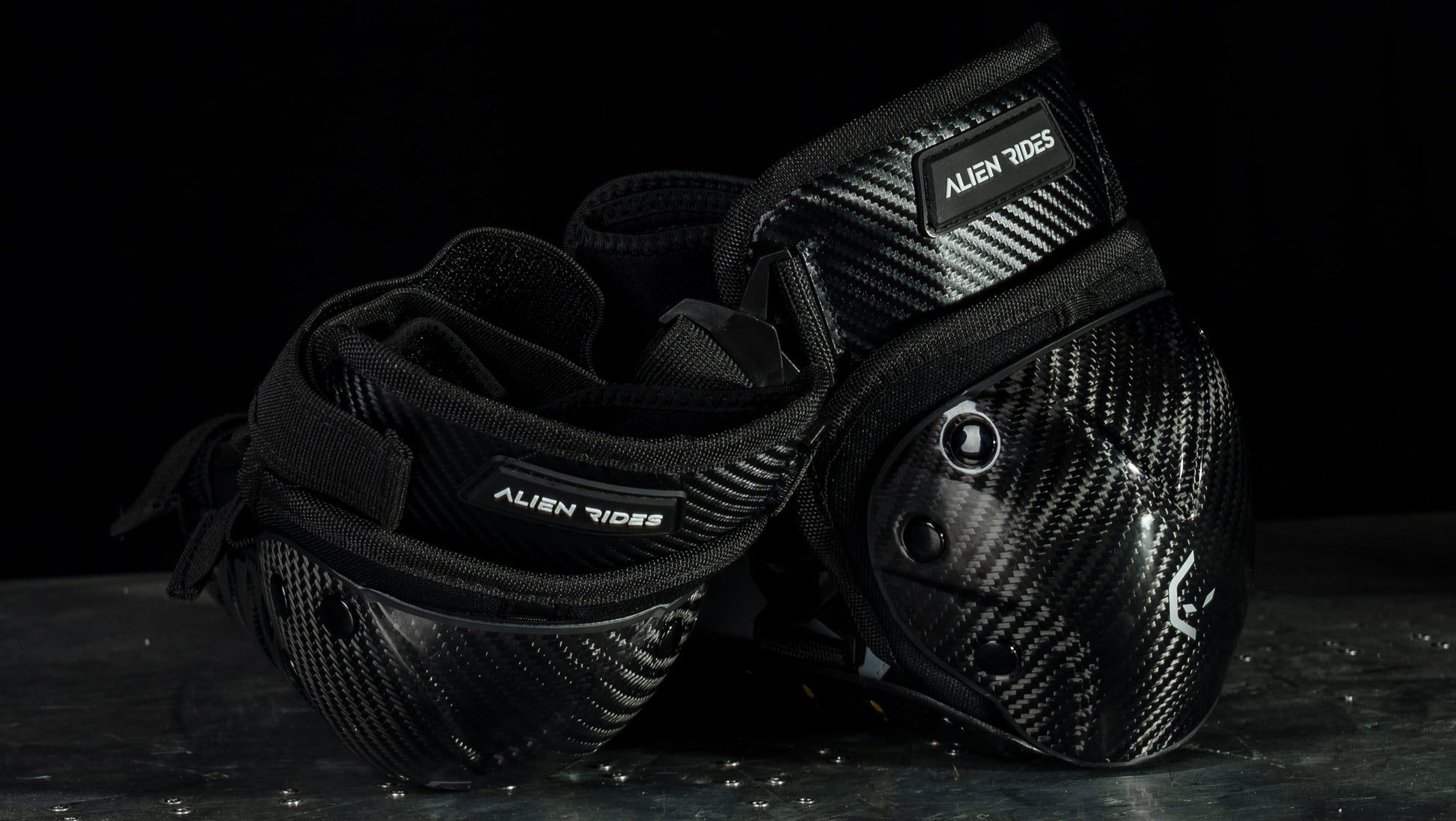 Alien Rides Carbon Fiber Protective Elbow and Knee Pads