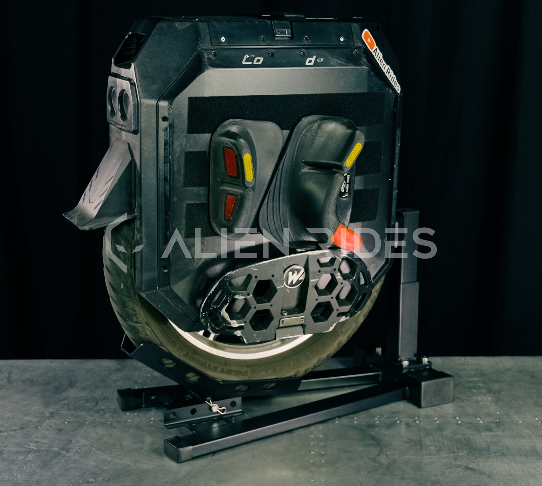 Auto Latch EUC Stand