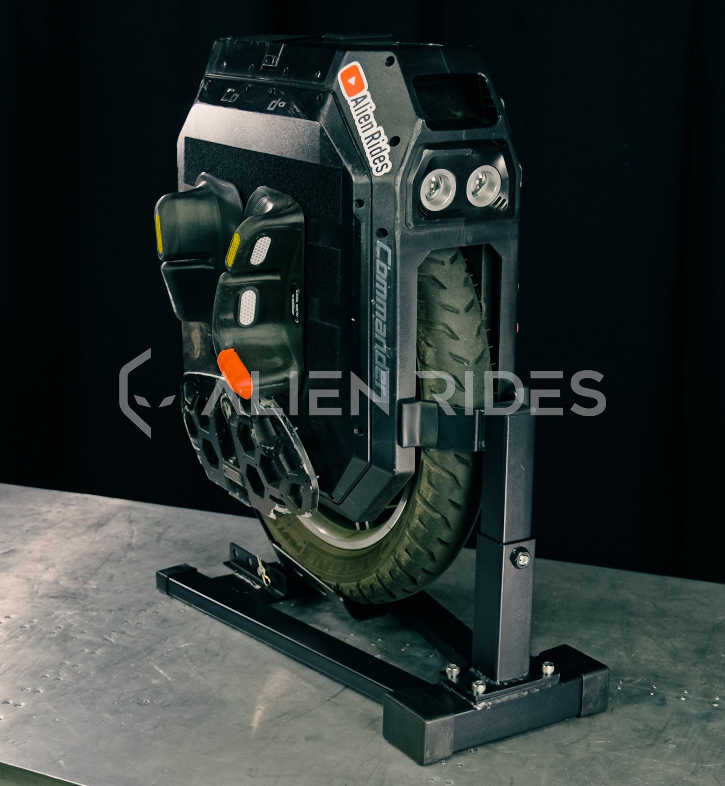 Auto Latch EUC Stand