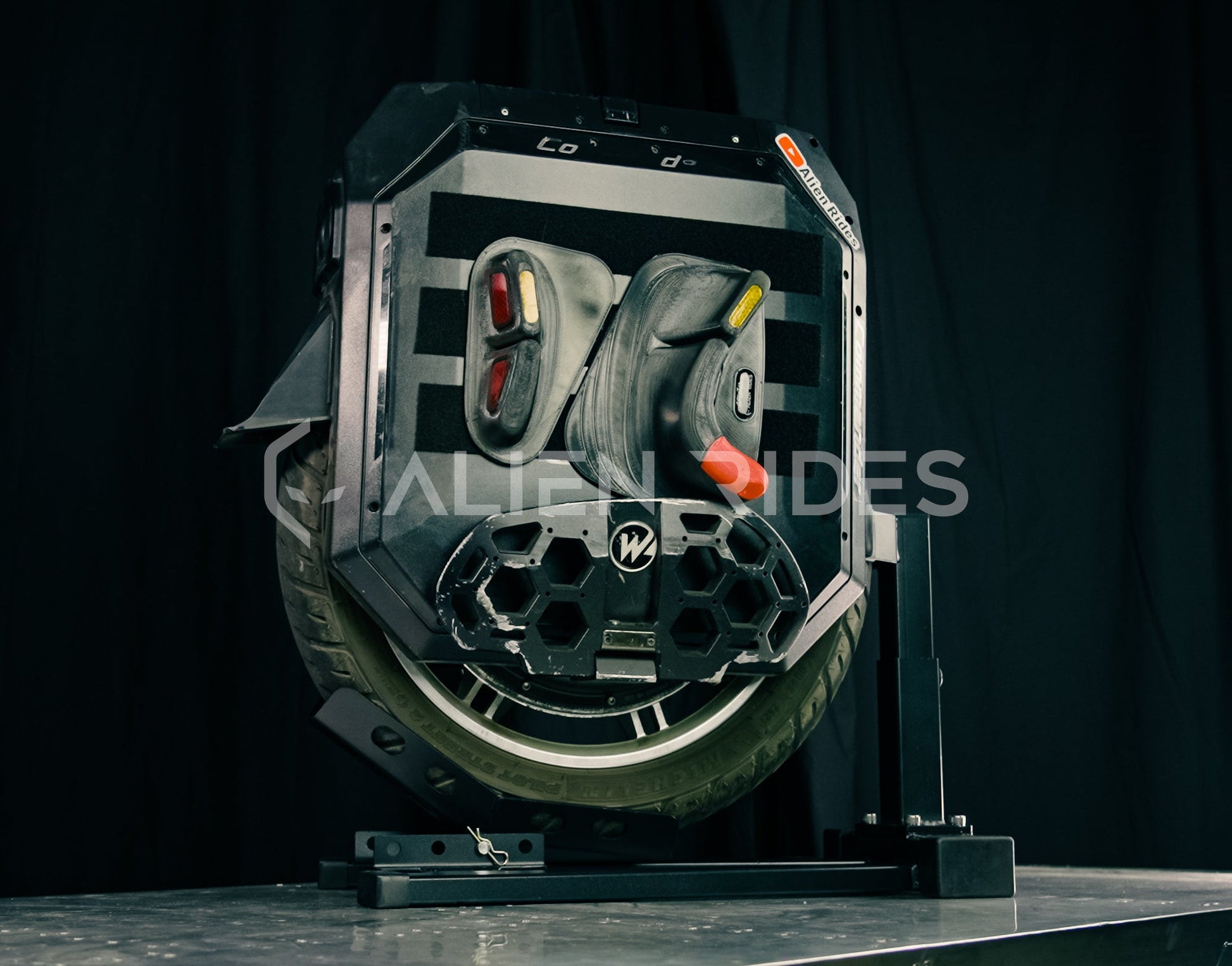 Auto Latch EUC Stand