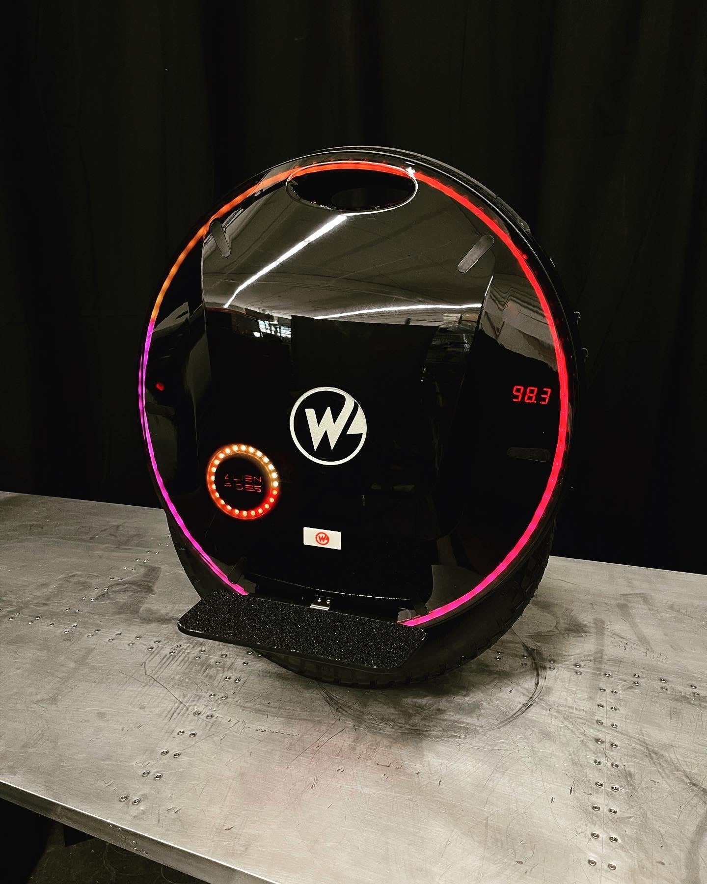 Begode Nikola AR+ 2700wh Electric Unicycle