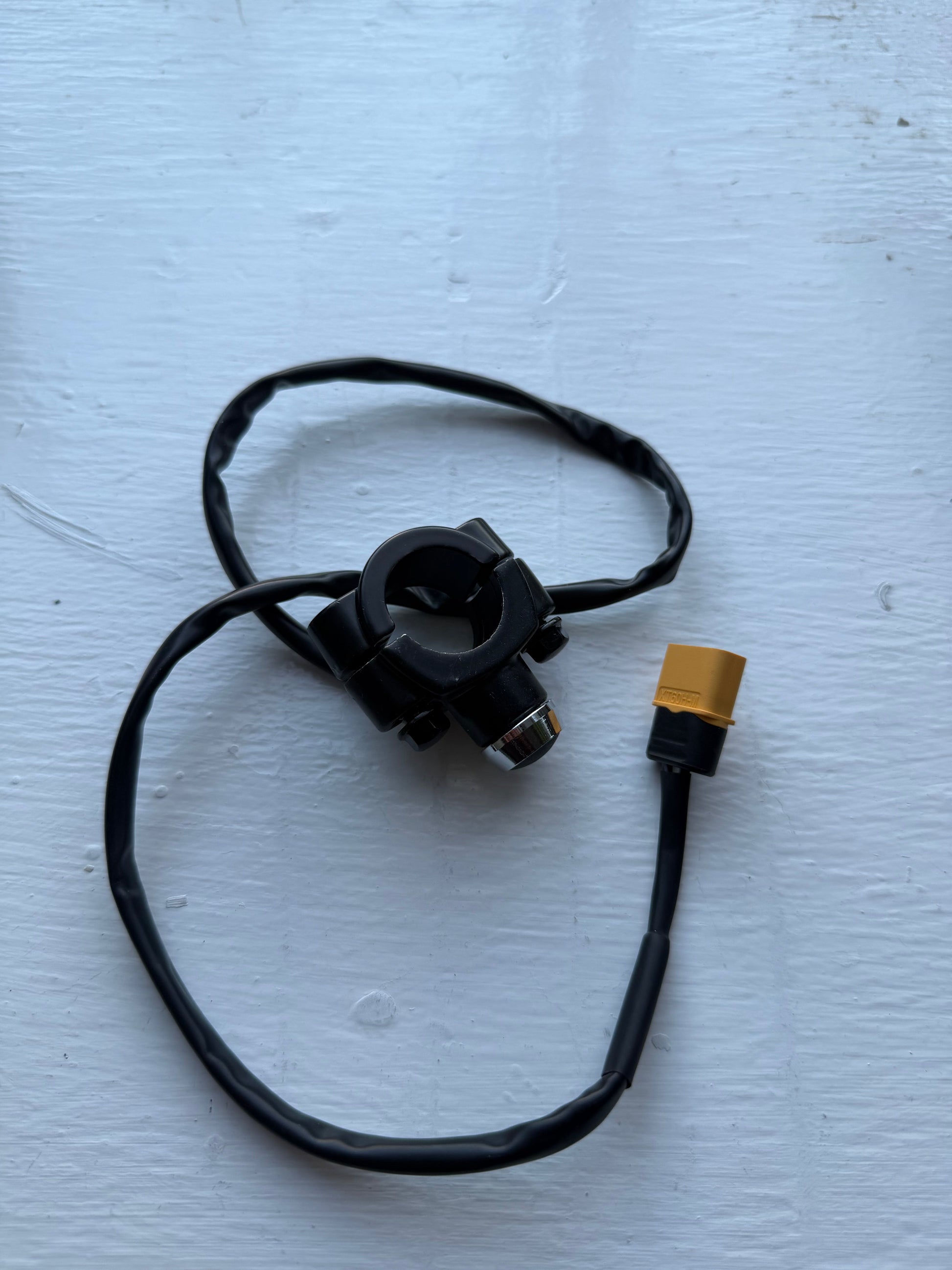 Battery Powered Surron Horn [with a switch]