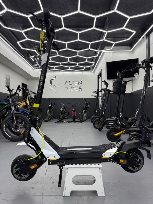 AR-9 Electric Scooter 52v 18.5 (2 month Alien Care Basic for FREE)