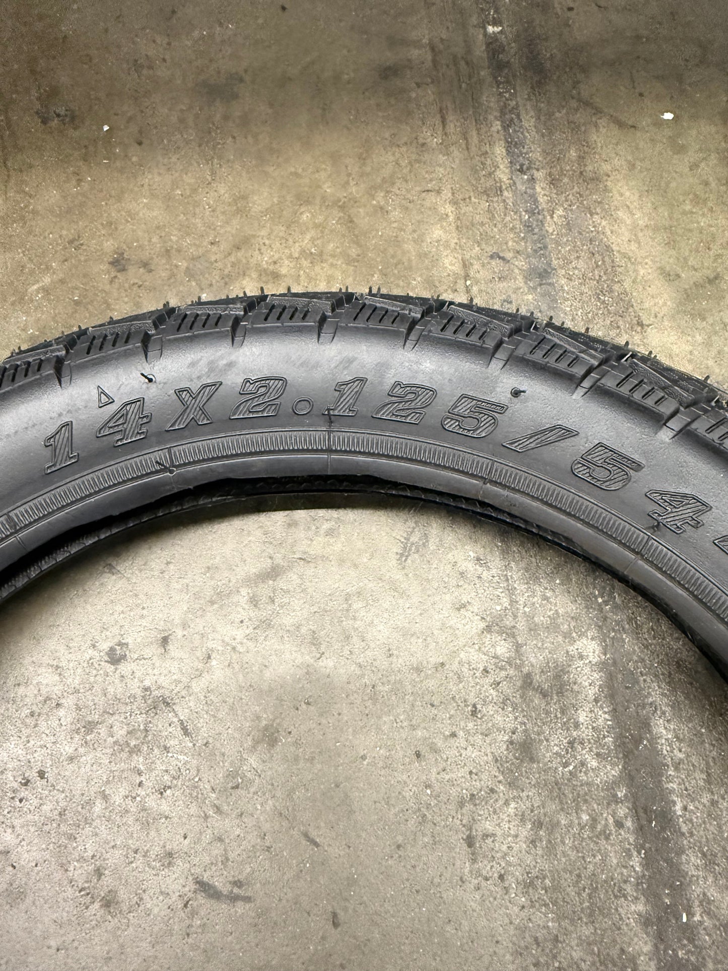 14x2.125 Chao Yang tire Euc