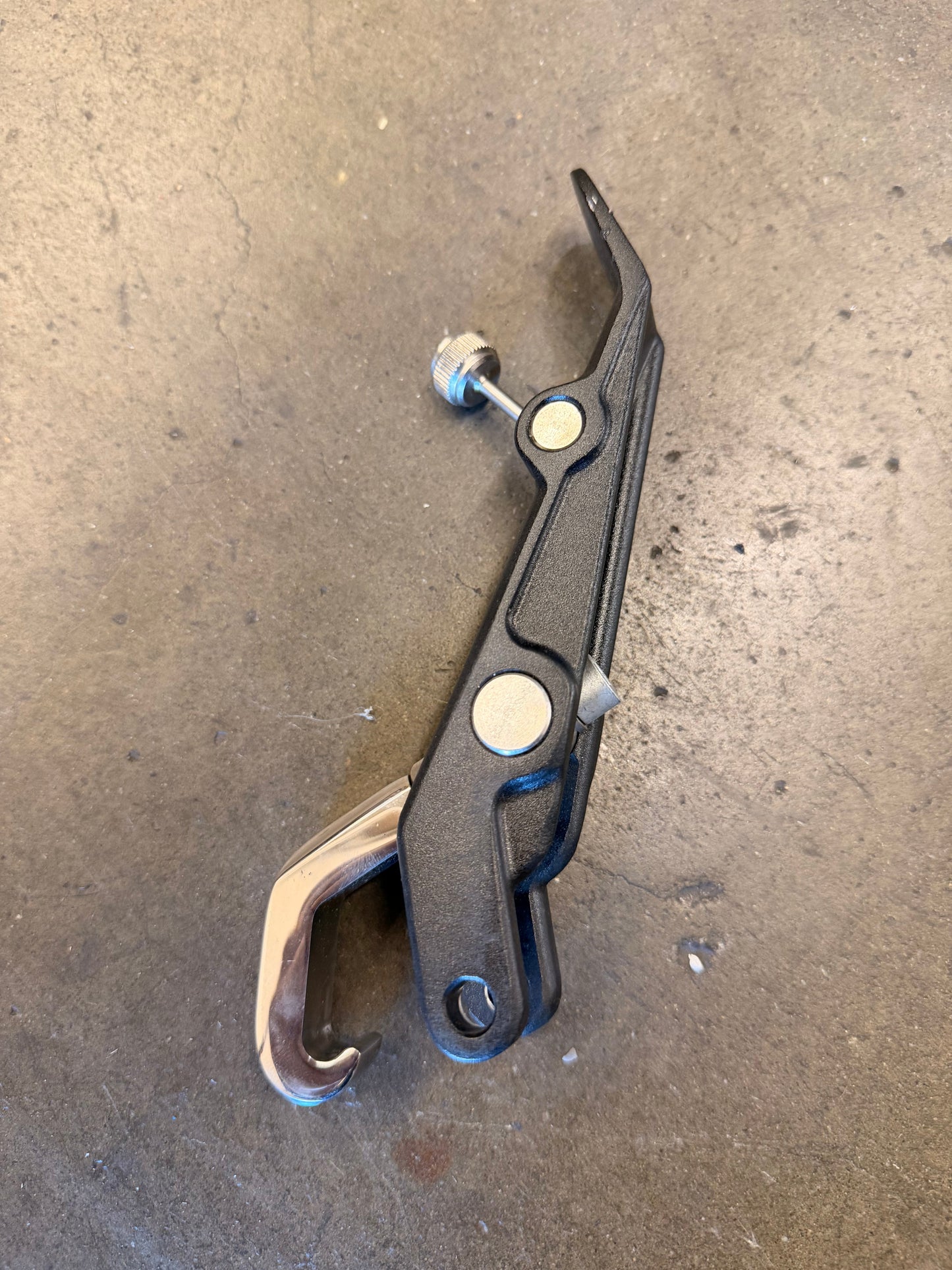 Vsett 10 Apex folding hook