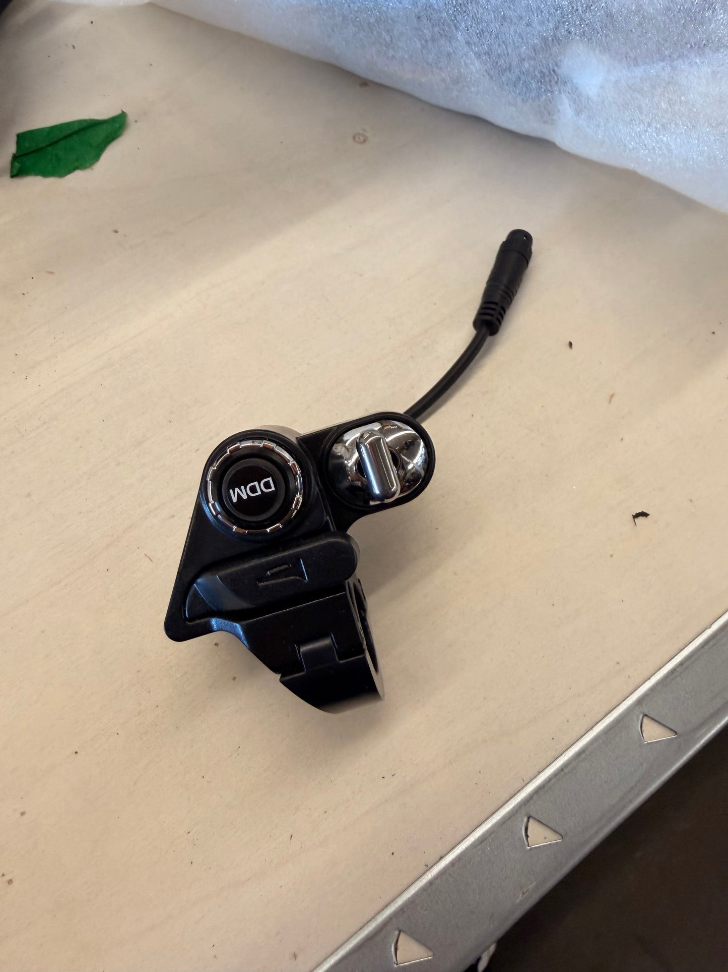 Vsett Apex 10 bell DNM button