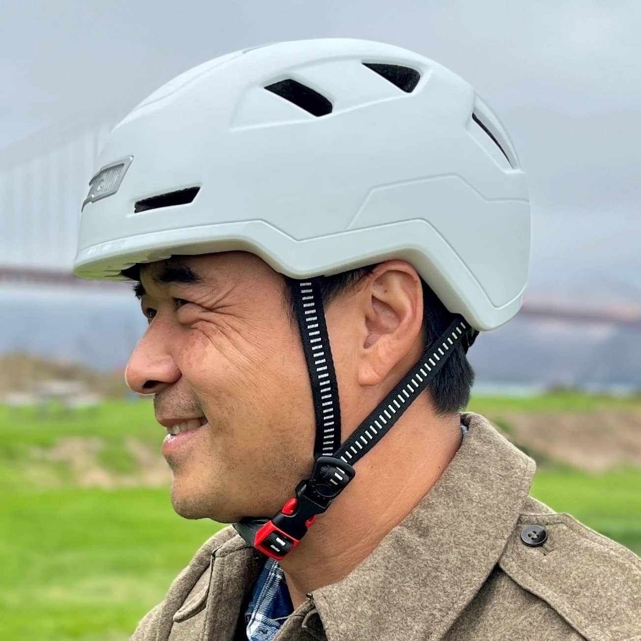 XNITO Lightning E-bike Helmet